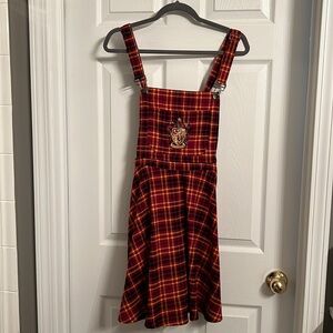 Hot Topic Gryffindor Shortall 🦁